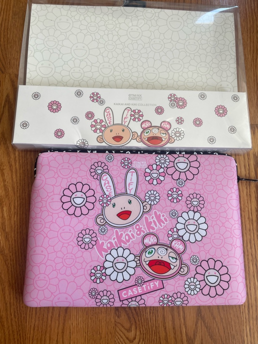 Takashi Murakami x CASETiFY Kaikai Kiki Laptop Sleeve 13” Pink Rare Collab